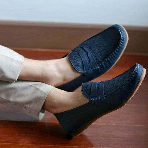 W823 Classic Woven Loafer Nubuck Blue