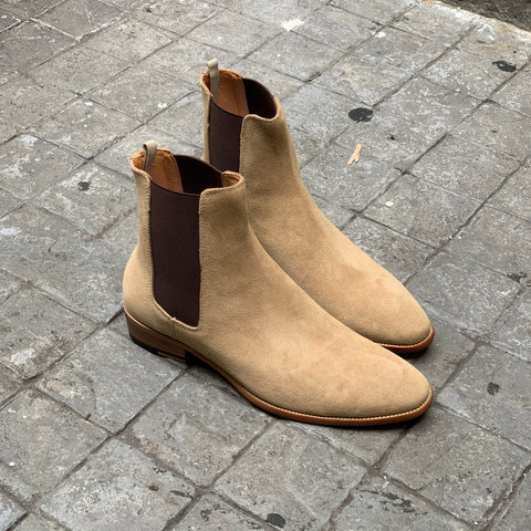 901 Chelsea Boots Suede Beige x 6.5 inch