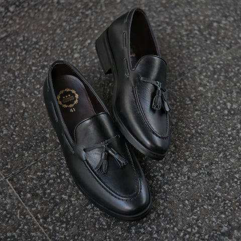 503 Tassel Loafer Matt Black